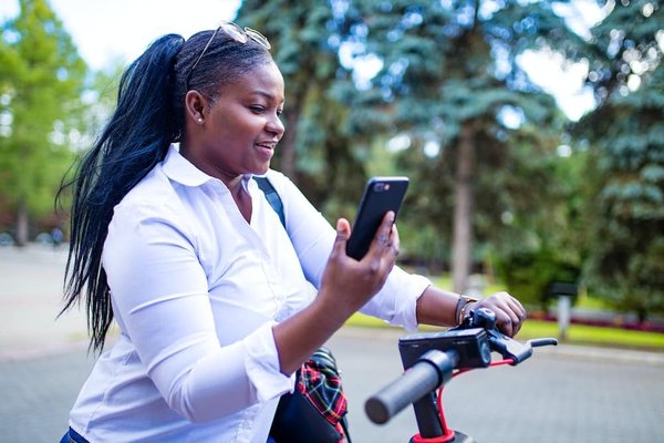 Wie können Immobilieninvestoren von Entwicklungen im Bereich der E-Mobilität profitieren?